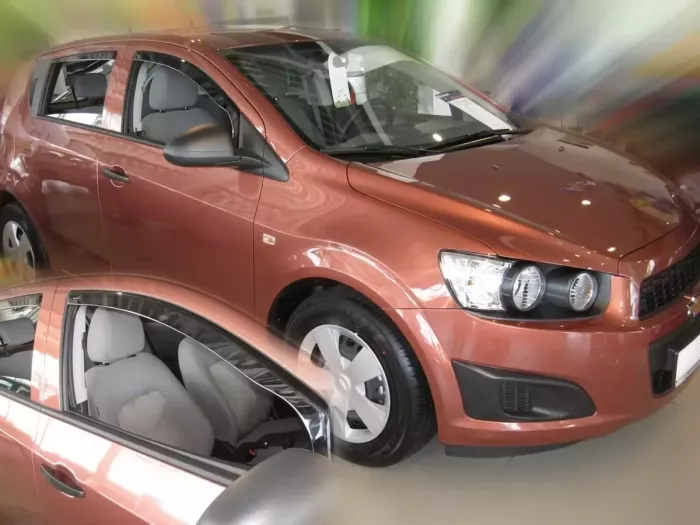 Дефлектори вікон Chevrolet Aveo T300 (11-20) Hatchback - Heko (вставні вітровики) 3
