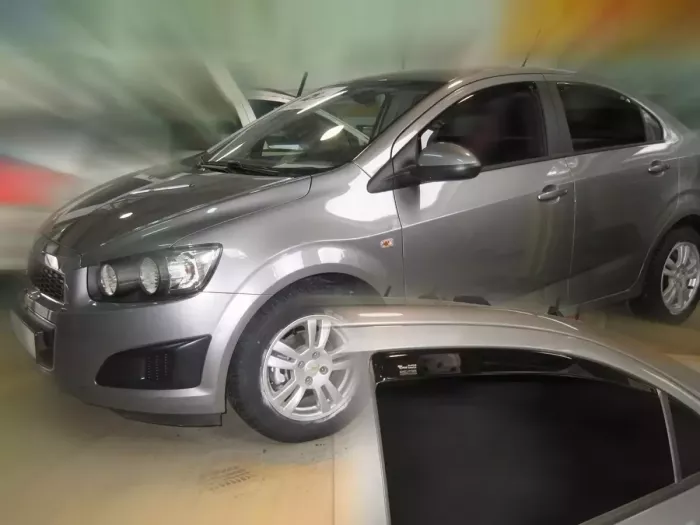 Дефлекторы окон Chevrolet Aveo T300 (11-20) Sedan - Heko (вставные ветровики) 4