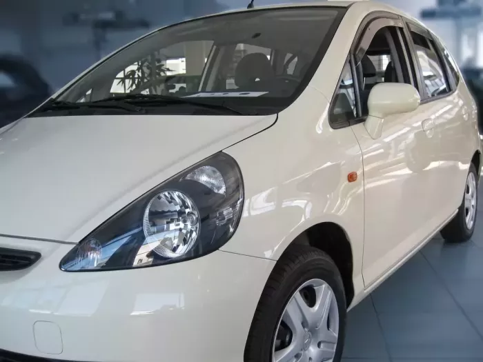Дефлекторы окон Honda Jazz / Fit II (01-08) 5D - Heko (вставные) 4