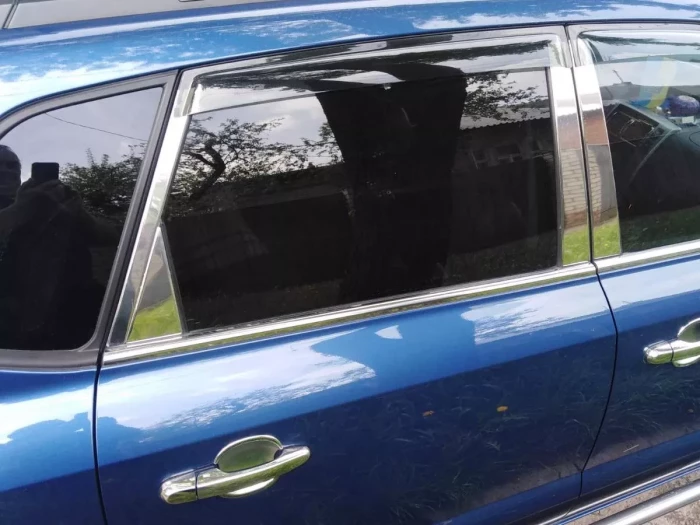 Хром нижние молдинги окон Hyundai Tucson JM (04-10) 5