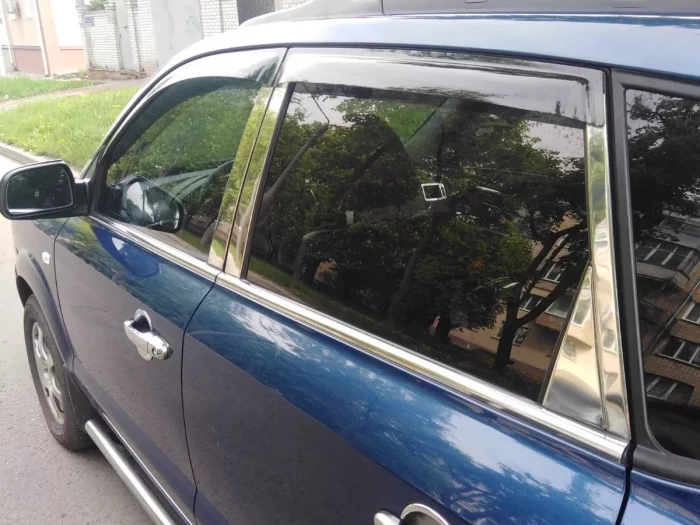 Хром нижние молдинги окон Hyundai Tucson JM (04-10) 6