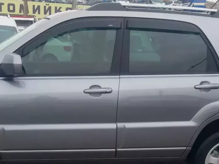 Дефлектори вікон Kia Sportage II (JE; 04-10) - Hic (накладні) 2