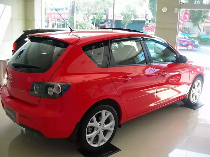Дефлектори вікон Mazda 3 I (BK; 03-08) Hatchback - Hic (накладні) 6