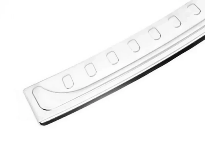 Накладка на задний бампер Mazda 6 III (GJ/GL; 12-19) Sedan - Carmos 2