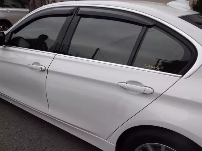 Дефлектори вікон BMW 3 F30 (12-19) - Hic (накладні) 2