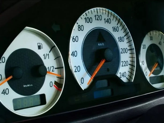 Кольца в щиток приборов Mercedes W202 (97-01) рестайлинг 3