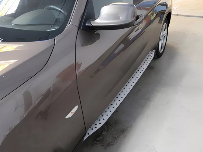 Пороги бічні BMW X1 E84 (09-15) - OEM стиль (CXK) 3