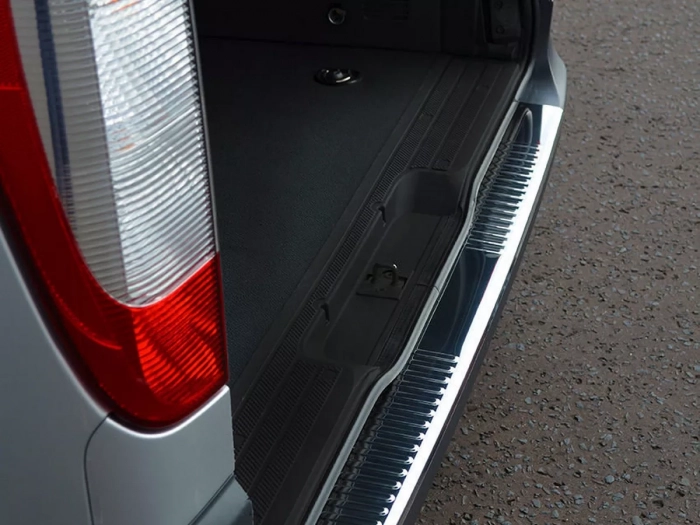 Накладка на задній бампер Mercedes Vito W639 (03-14) - Omsa (глянцева) 4