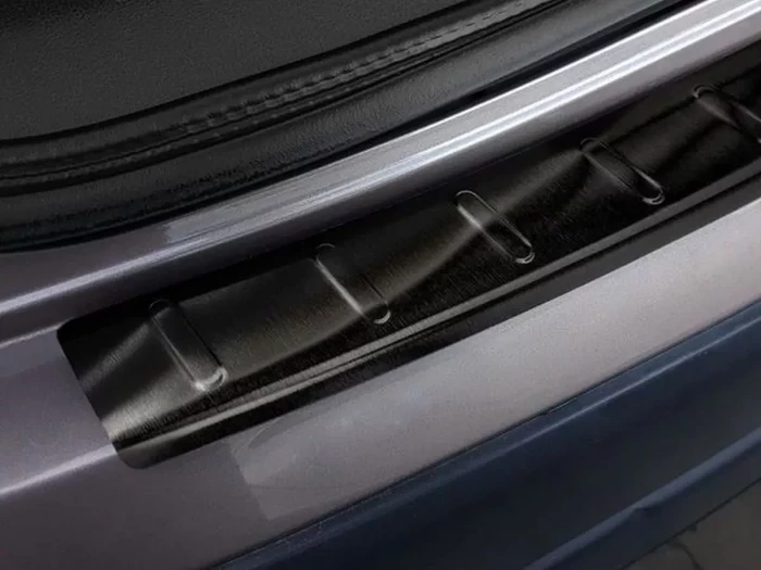 Накладка на задний бампер Nissan Qashqai I (J10; 07-13) - Avisa (чёрная) 2