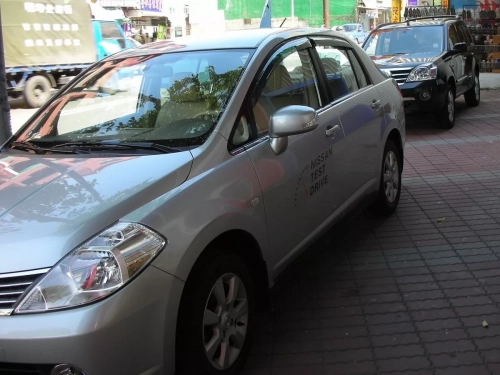 Дефлектори вікон Nissan Tiida I (C11; 04-11) Sedan - Hic (накладні) 5