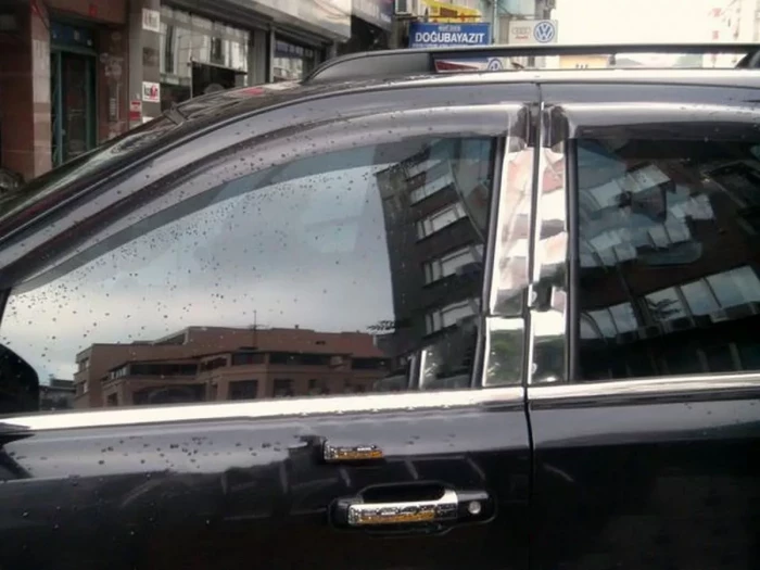 Хром молдинги дверных стоек Nissan X-Trail II (T31; 07-13) 4