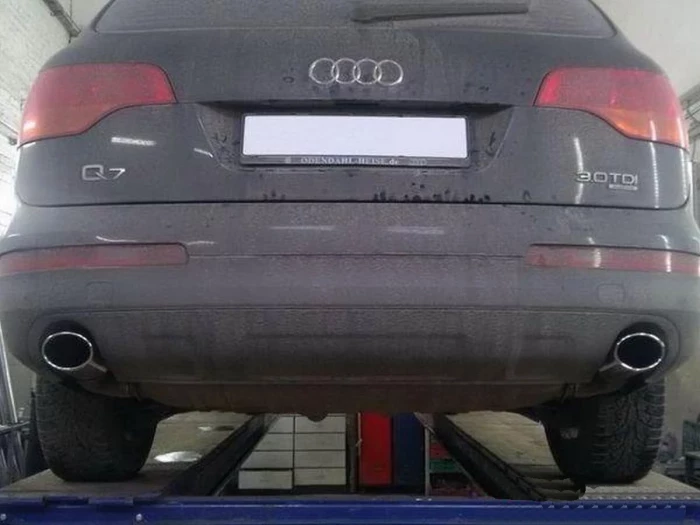 Насадки на глушитель Audi Q7 I (4L; 05-15) - Buzzer 8