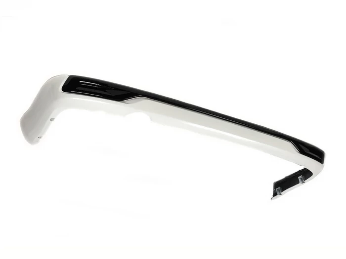 Накладки на бампер Toyota LC 200 (16-21) - Middle East (белые) 7