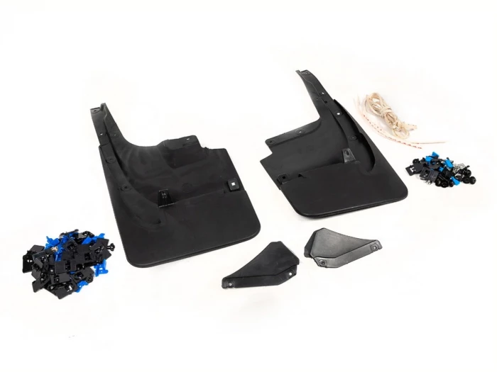 Накладки на бампер Toyota LC 200 (16-21) - Middle East (белые) 8