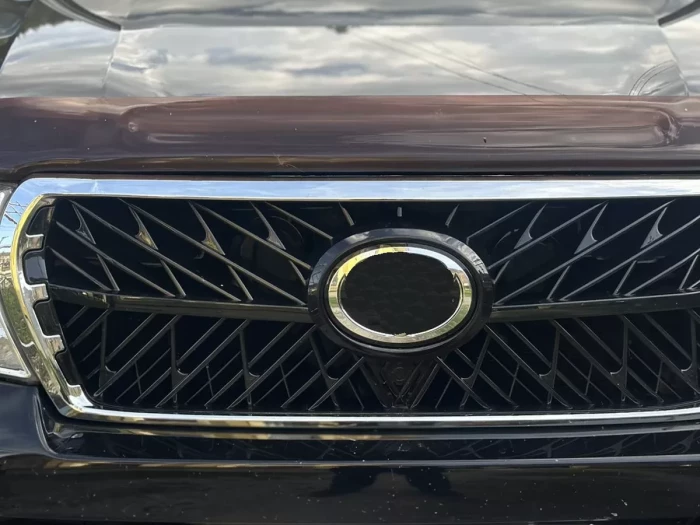 Решётка Toyota LC 200 (12-15) - TRD стиль 3