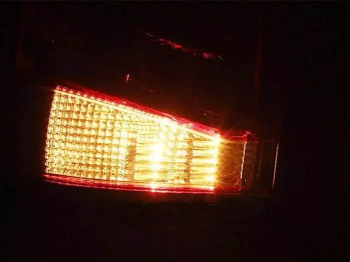 Фонари задние Toyota LC200 (07-15) - Lexus 2012 стиль красные 8