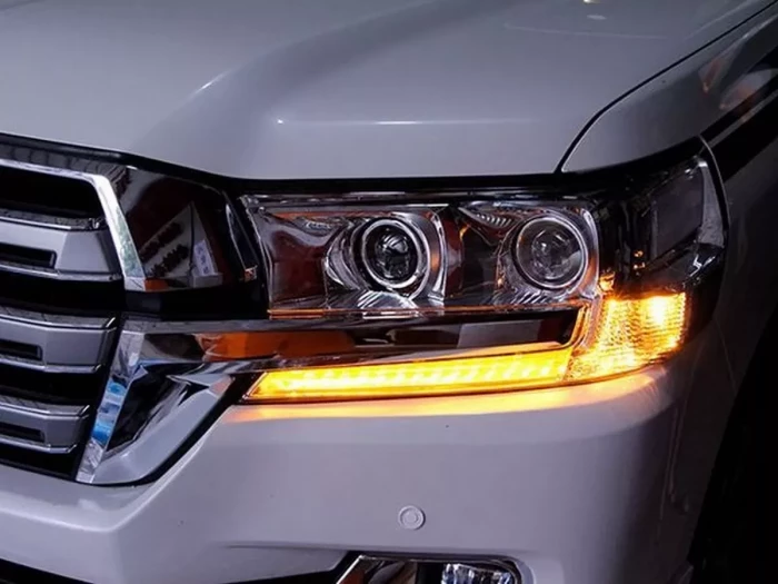 Фари лінзові Toyota LC 200 (16-21) - LED DRL хром 8