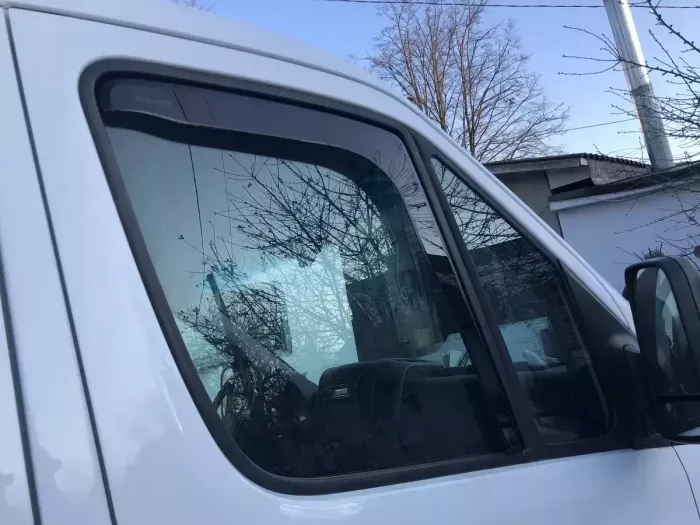 Дефлектори вікон Mercedes Sprinter W906 (06-18) - Heko (вставні) 6
