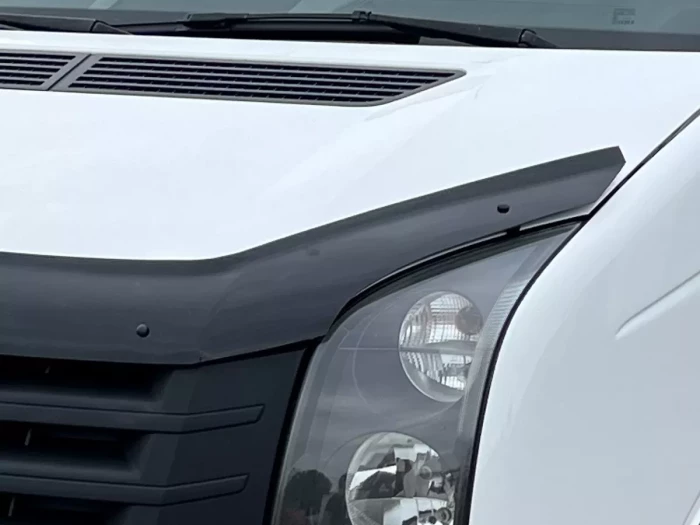Дефлектор капота VW Crafter (06-16) - Cappafe 4