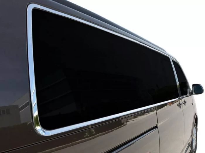 Хром повне обведення вікон VW T6 / T6.1 (15-23) довгий 1 двері 7