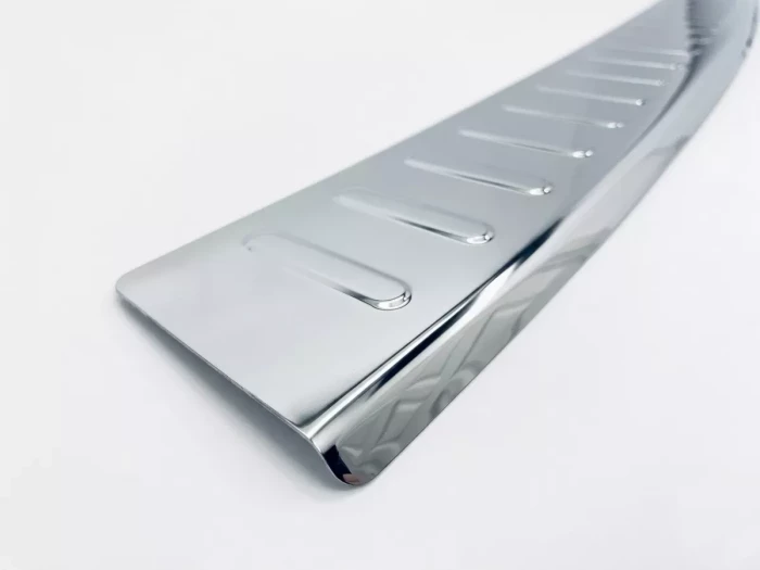 Накладка на задний бампер VW Passat B6 (05-10) Sedan - Nitto (хром) 3