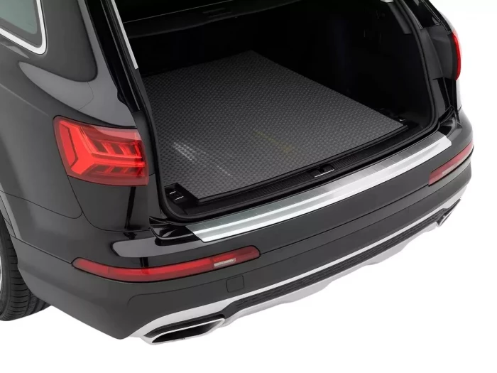 Накладка на задній бампер Audi Q7 II (4M; 16-/20-) - Omsa (матова) 4