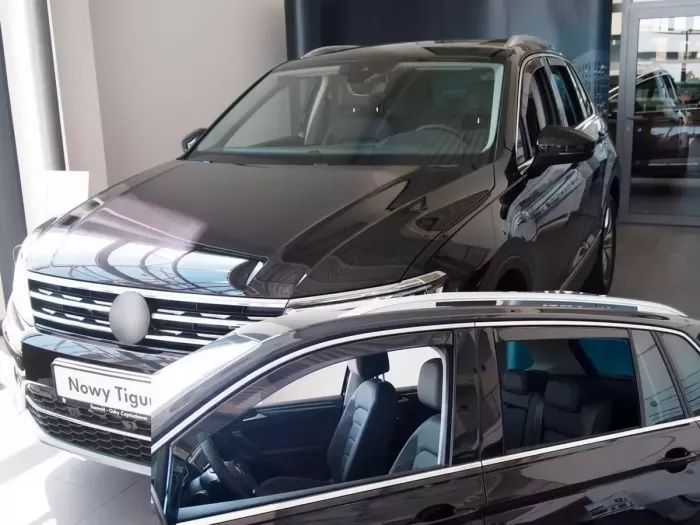 Дефлектори вікон VW Tiguan II (16-23) SWB - Heko (вставні) 3