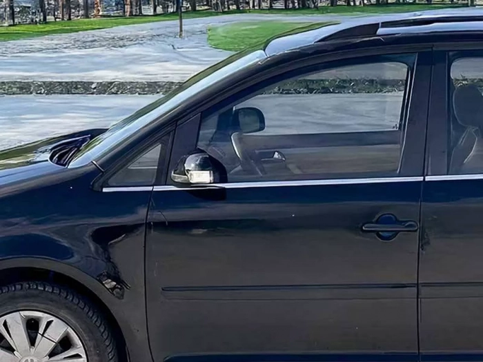 Хром нижні молдинги вікон VW Touran I (1T; 03-10) - Carmos 3