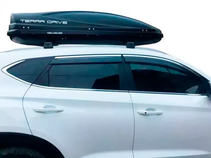 Дефлекторы окон Hyundai Tucson III (TL; 16-21) - Hawk (с хром молдингом) 3