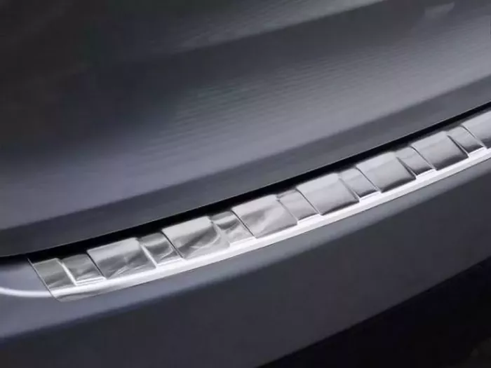 Накладка на задний бампер Lexus NX I (AZ10; 15-21) - Avisa 2