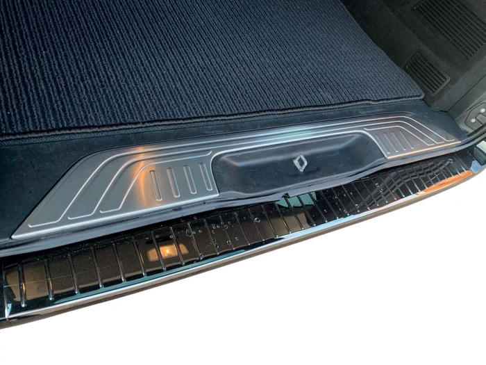 Накладка на поріг багажника Mercedes Vito III / V W447 (14-) - срібна 7