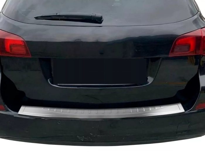 Накладка на задній бампер Opel Astra K (B16; 15-21) Sports Tourer - Omsa 4