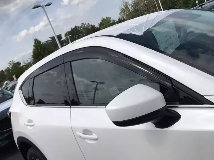 Дефлектори вікон Mazda CX-5 II (KF; 17-) - Hic (накладні) 5
