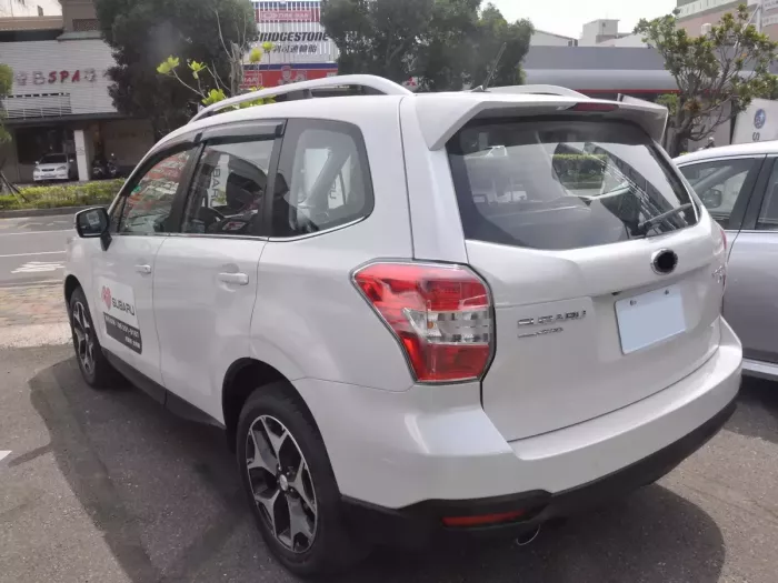 Дефлектори вікон Subaru Forester IV (SJ; 14-18) - Hic (накладні) 8