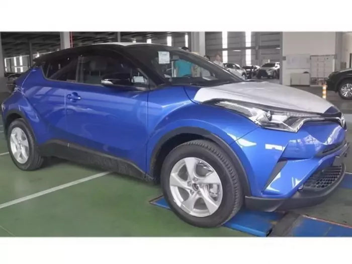 Дефлектори вікон Toyota C-HR I (AX10; 17-23) - Hic (накладні) 8
