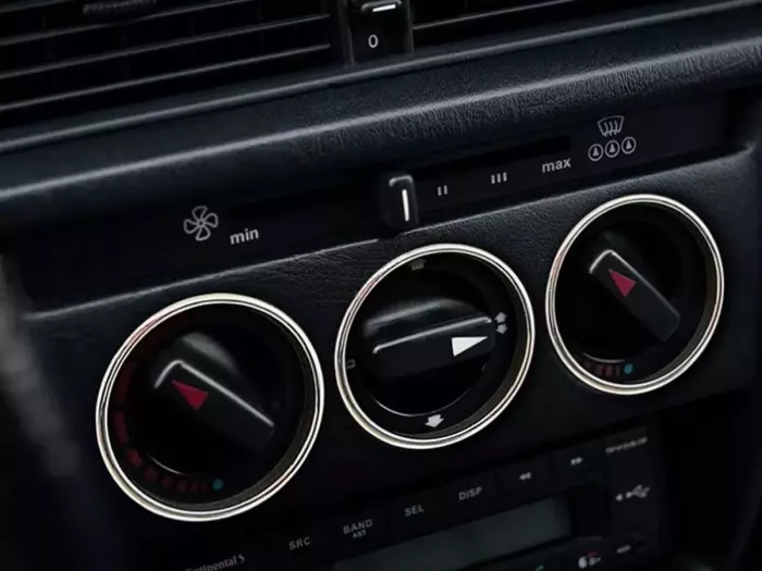Кольца на ручки печки Mercedes W201 (190) (82-93) - чёрная консоль 2