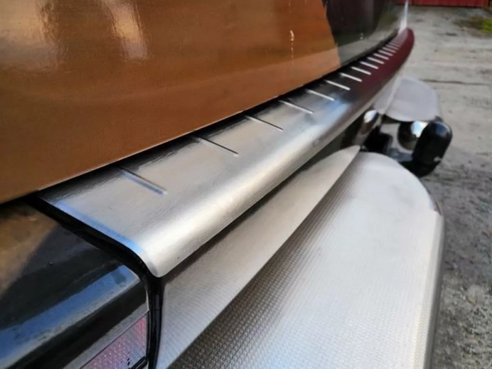 Накладка на задний бампер Mercedes Sprinter W907 (19-) - Omsa 4