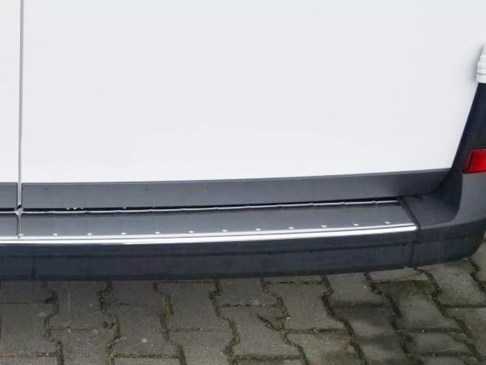 Накладка на задній бампер VW Crafter II (17-) - Omsa 6