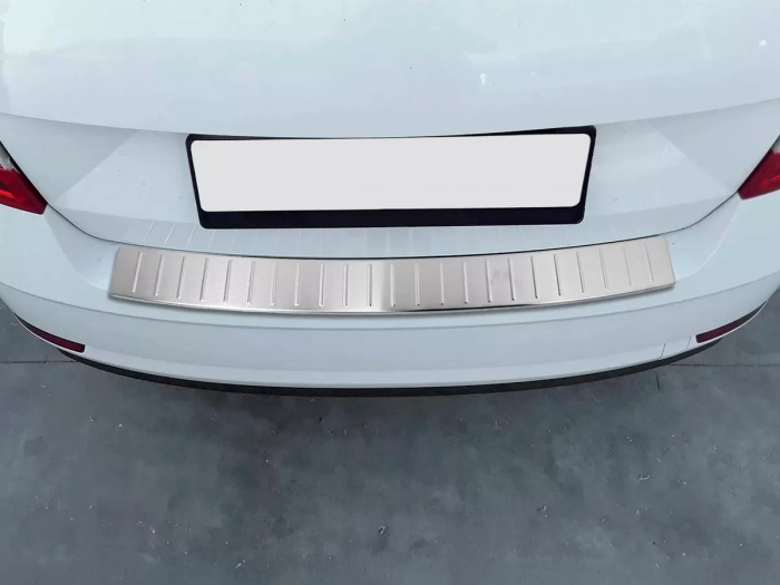 Накладка на задний бампер Skoda Fabia III (14-21) Htb, Sedan - Omsa 4