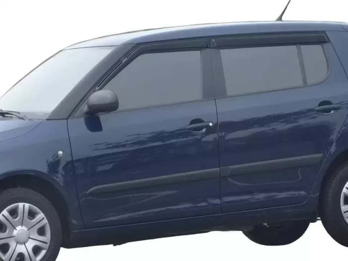 Дефлекторы окон Skoda Fabia II (5J; 07-14) Htb - Hic (накладные) 3