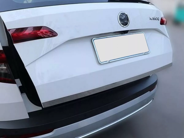 Хром на кромку багажника Skoda Karoq (NU7; 17-) 6