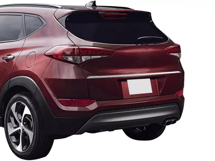 Хром накладка над номером Hyundai Tucson III (TL; 16-18) - Carmos (длинная) 4