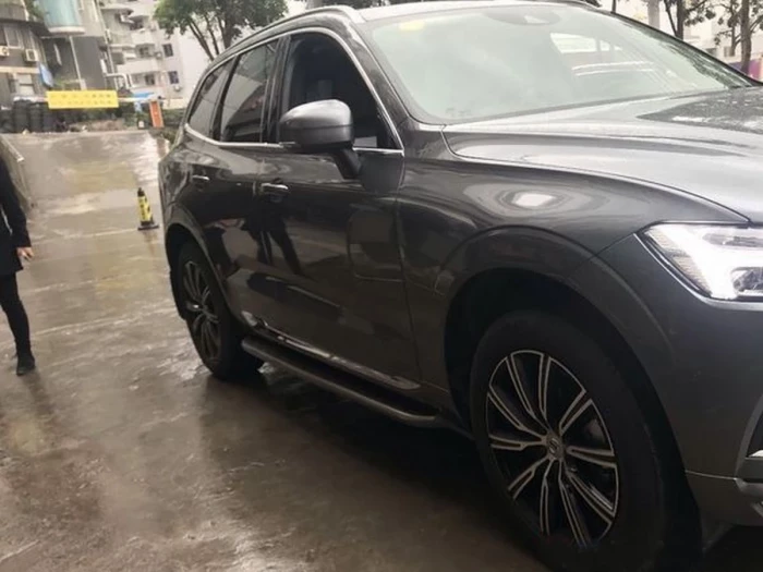 Пороги боковые Volvo XC60 II (17-) - оригинал стиль 3