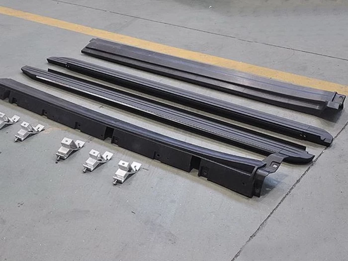 Пороги боковые Maserati Levante (16-) - OEM стиль 6