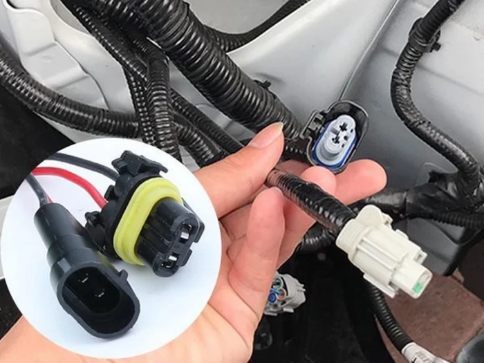 Фары Toyota LC J150 Prado IV (18-23) - 3-LED DRL (черные) 3