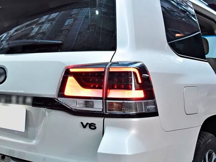 Фонари задние Toyota LC200 (16-21) - Executive Black 8