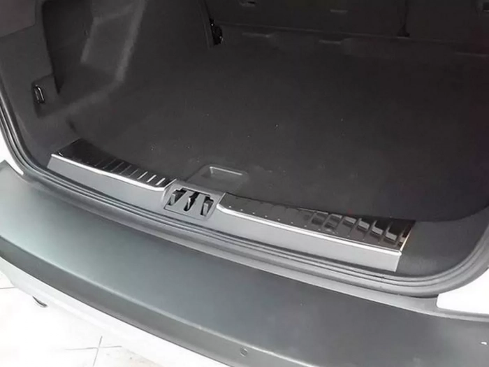 Накладки на поріг багажника Ford Kuga II (16-19) рестайлінг 6