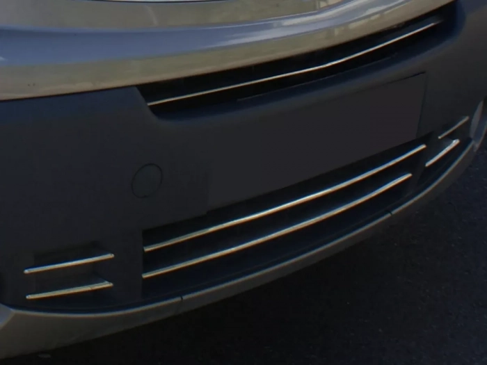 Хром накладки на бампер Renault Trafic II (07-14) 4