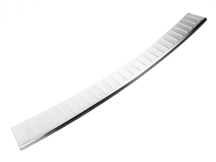 Накладка на задній бампер Toyota Auris II (15-18) Htb - Omsa 1