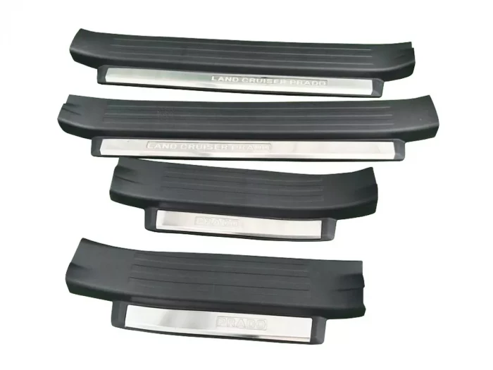 Накладки на пороги Toyota LC 150 Prado IV (09-22) - с подсветкой (чёрные) 4